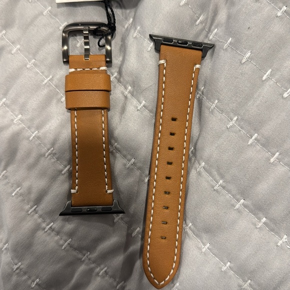 Shinola Leather Tan Apple Watch Strap 38/40mm - Picture 4 of 5